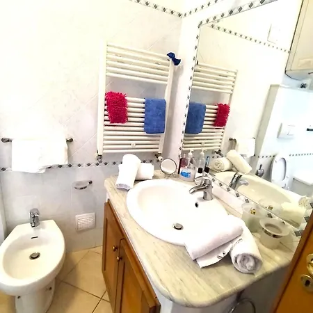 Casa Jessi 45 איסקיה