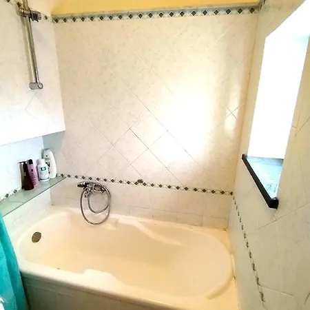 Casa Jessi 45 איסקיה