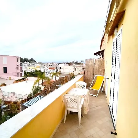 דירה Casa Jessi 45 איסקיה