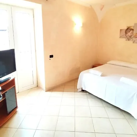 Casa Jessi 45 * איסקיה