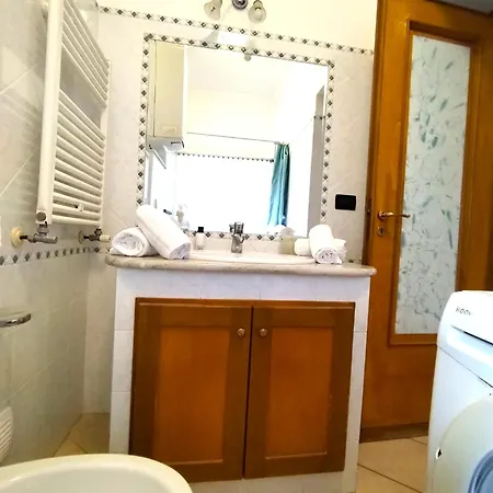 Casa Jessi 45 דירה איסקיה